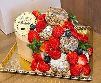 ホールケーキ